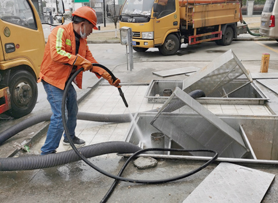 清溪镇隔油池清理